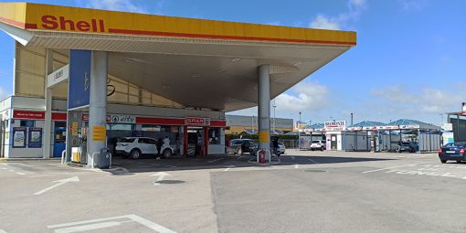 área de autocaravanas gasolinera Shell