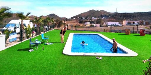 área de autocaravana con piscina en cabo de gata, camper park carboneras, Almería