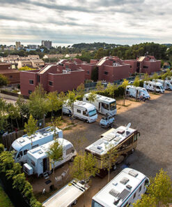 Parking caravanas Plazas de garaje en alquiler en Girona Provincia